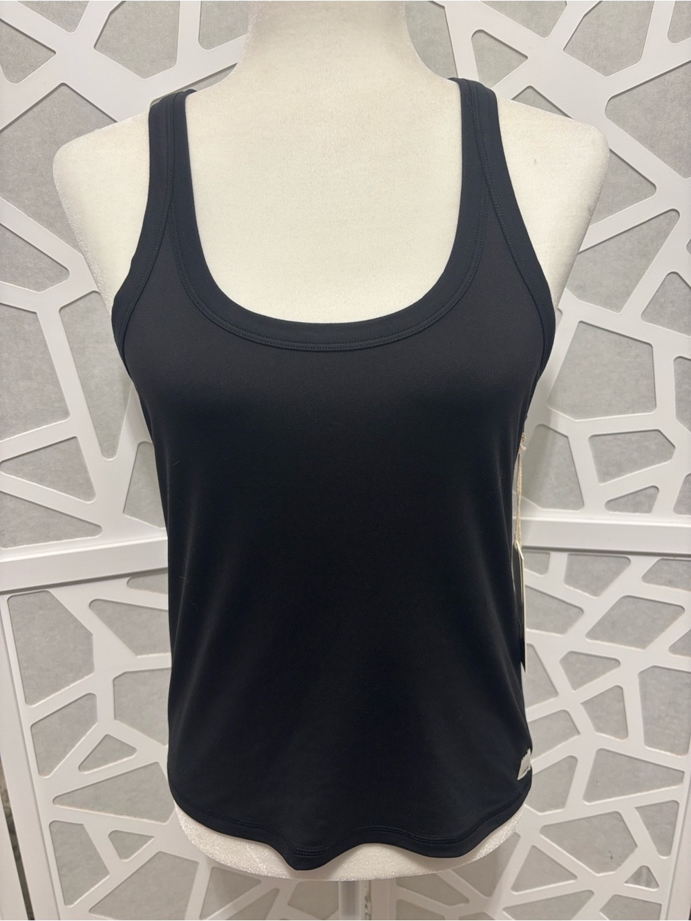 Vuori Lux Racerback Tank in Black